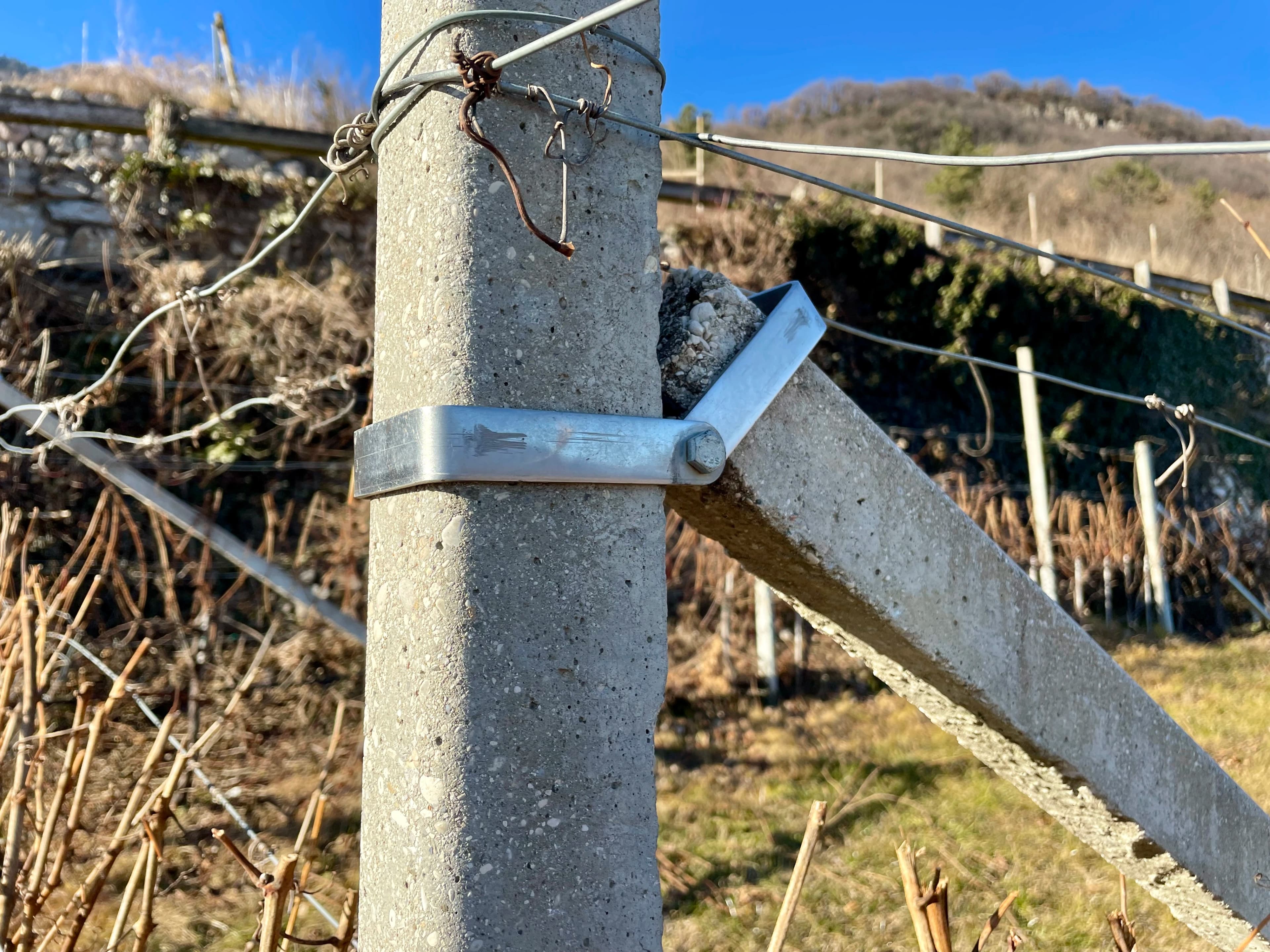 Collare rettangolare di testata-freccia